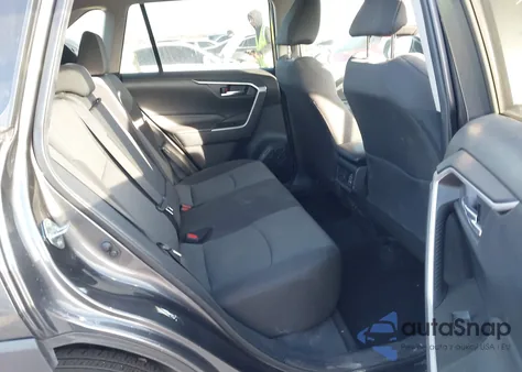 2021 Toyota Rav4 Xle z USA, uszkodzony, nr VIN 2T3W1RFV2MC171463